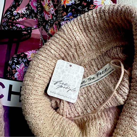 Free People Turtleneck Sweater - Picture 2 of 9